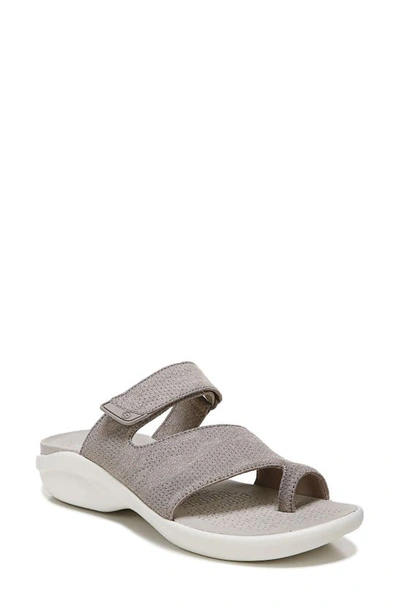 Bzees Carry On Loop Toe Sandal In Latte Camo Fabric
