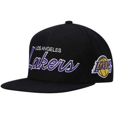Mitchell & Ness Men's  Black Los Angeles Lakers Hardwood Classics Script 2.0 Snapback Hat