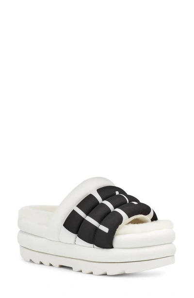 Ugg Maxi Genuine Shearling Lined Sandal In White/black