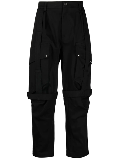 Les Hommes Cropped Cargo Trousers In Schwarz