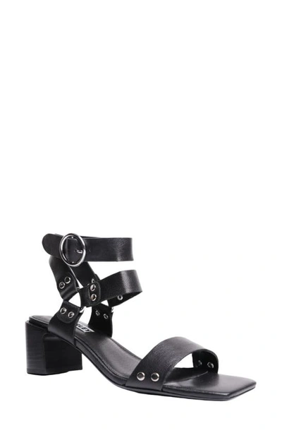 Caverley Tommy Sandal In Black