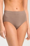 Wacoal B-smooth Briefs In Cappuccino