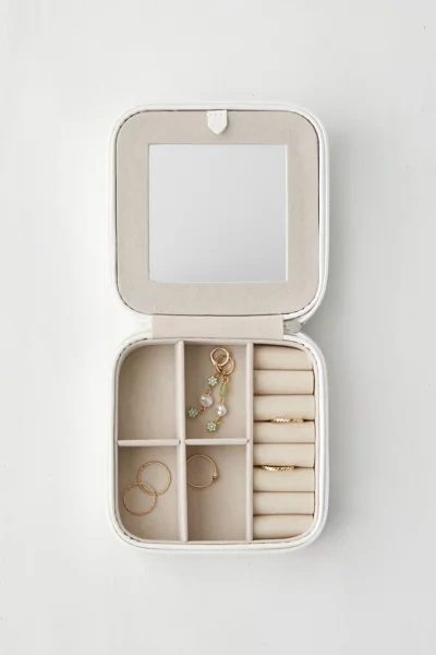 Mele & Co Dana Vegan Leather Travel Jewelry Box In White