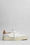 4b12 Hyper Sneakers In White