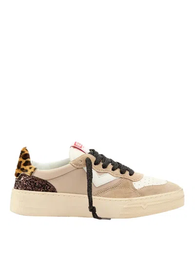 4b12 Trainers In Neutral