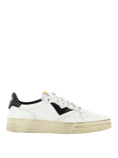 4b12 Sneakers In White