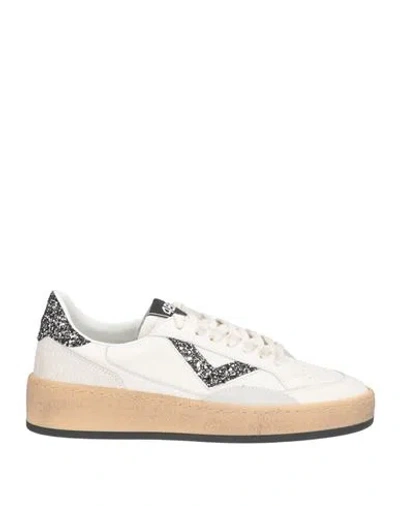 4b12 Woman Sneakers Ivory Size 11 Leather In White
