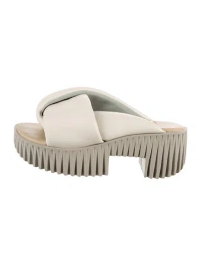 Pre-owned 4ccccees Leather Slides In Neutral