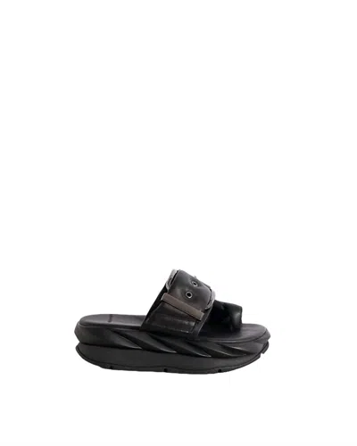 4CCCCEES WOMEN'S MELLOW GLOW ONE TOE SLIDE SANDAL IN GREY