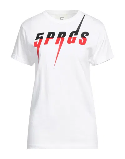 5 Progress T-shirts In White