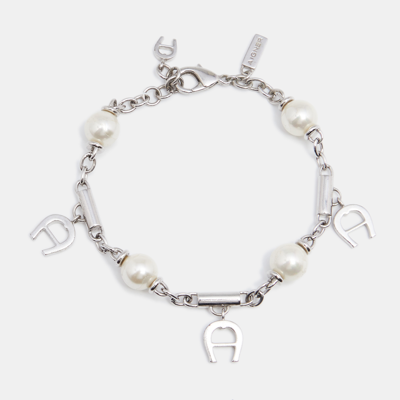 Pre-owned Aigner Silver Tone Logo Charms Pearl Station Bracelet