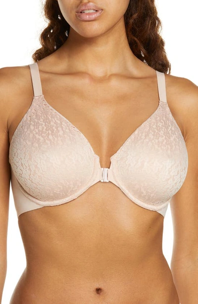 Chantelle Lingerie Norah Front Closure Molded Underwire Bra In Rose