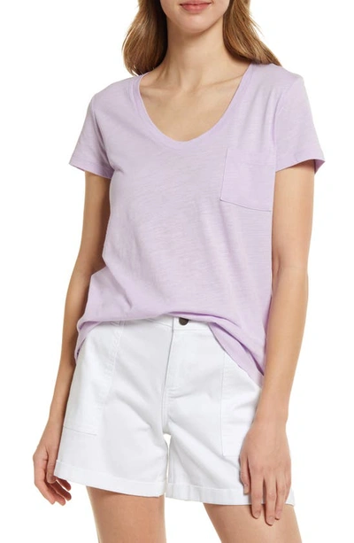 Caslon Rounded V-neck T-shirt In Purple Bloom