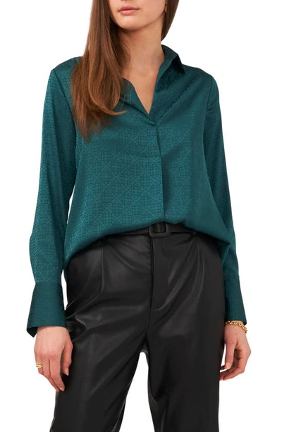 Vince Camuto Geo Jacquard Blouse In Rich Spruce