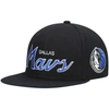 MITCHELL & NESS MITCHELL & NESS BLACK DALLAS MAVERICKS HARDWOOD CLASSICS SCRIPT 2.0 SNAPBACK HAT