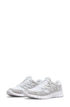 Nike Free Run 2 Low-top Sneakers In White