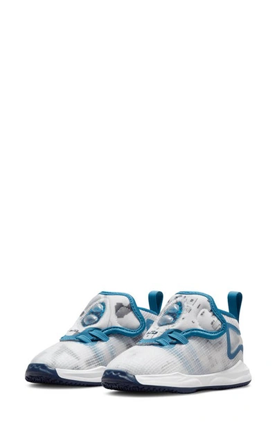Nike Kids' 19 Sneaker In White/ Blue Void/ Dutch Blue
