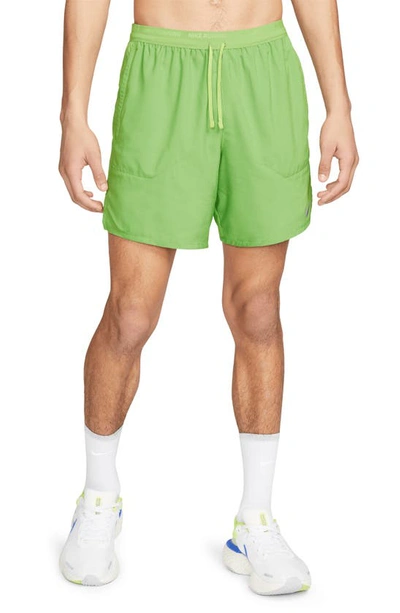 Nike Men's Dri-fit Stride 7" 2-in-1 Running Shorts In Green