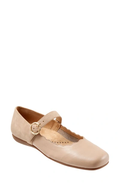 Trotters Women's Sugar Mary Jane Flat Women's Shoes In Nude