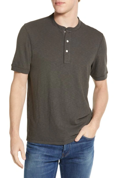 Faherty Short Sleeve Heathered Henley In Washed Black