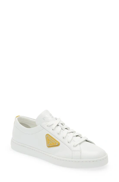 Prada Logo-detailed Leather Low-top Sneakers In Bianco Soleil