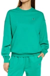 Alo Yoga Accolade Crewneck Sweatshirt In Green Emerald