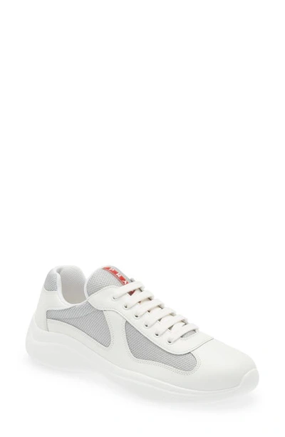 Prada Sneakers In Bianco/argento