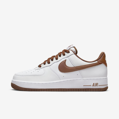 Nike Men's Air Force 1 '07 Shoes In White