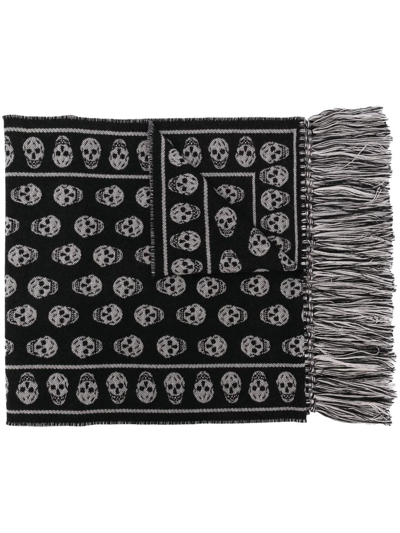 Alexander Mcqueen Skull-knit Fringed Scarf In Black