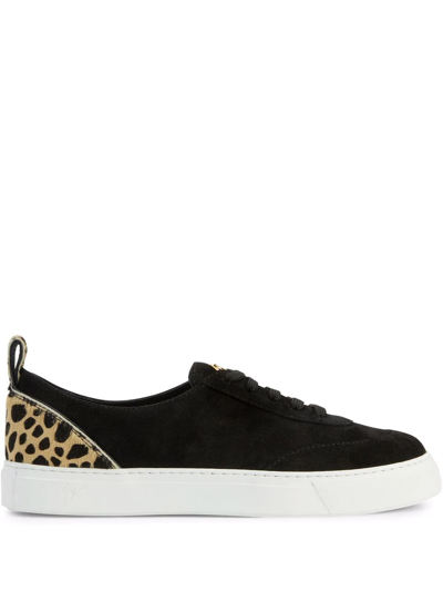 Giuseppe Zanotti Zenas Suede Low-top Sneakers In Black