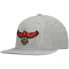 MITCHELL & NESS MITCHELL & NESS HEATHERED GRAY ATLANTA HAWKS HARDWOOD CLASSICS TEAM 2.0 SNAPBACK HAT