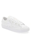 Nike Blazer Low '77 Se Sneaker In White/ Metallic Silver/ Sail