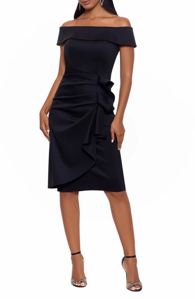 XSCAPE XSCAPE EVENINGS RUFFLE OFF THE SHOULDER SCUBA KNIT DRESS