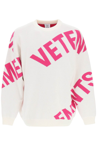 Vetements White Logo Merino Wool Sweater In White,fuchsia