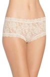 Hanky Panky Signature Lace Boy Shorts In Chai