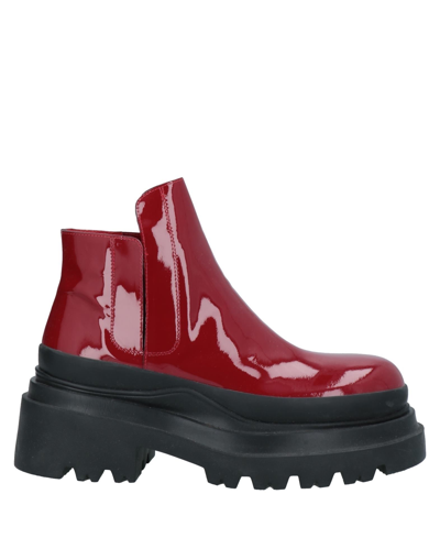 Plan C Ankle Boots In Red