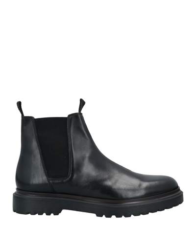 Alberto Guardiani Ankle Boots In Black