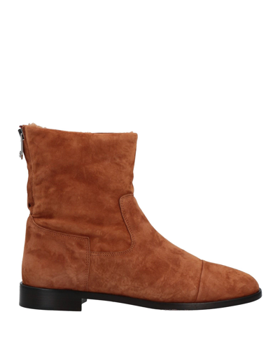 Bougeotte Ankle Boots In Tan