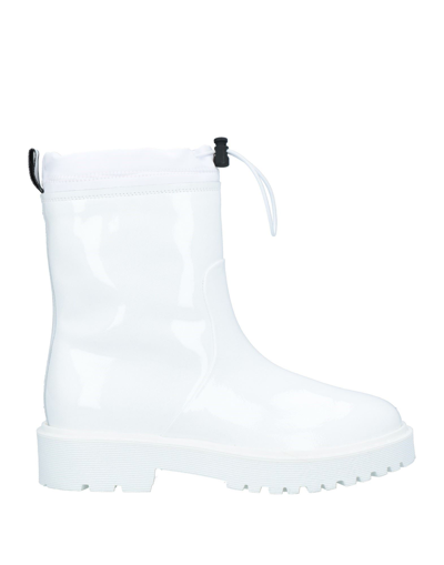 Hogan Ankle Boots In White