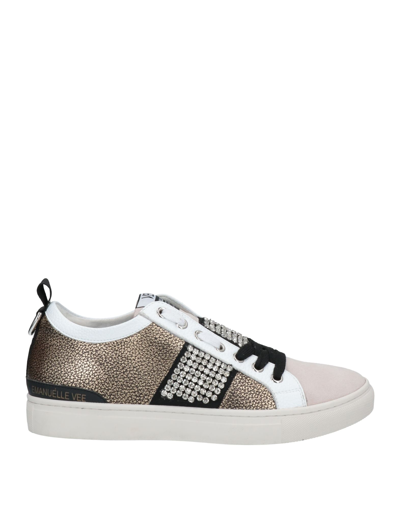 Emanuélle Vee Sneakers In White