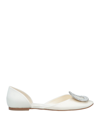 Roger Vivier Ballet Flats In Ivory