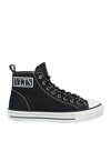 Valentino Garavani Sneakers In Black