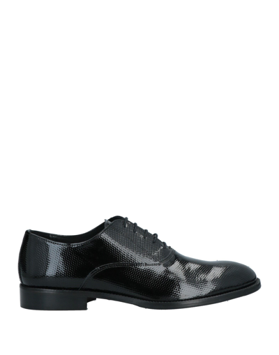 Emerson Lace-up Shoes In Black
