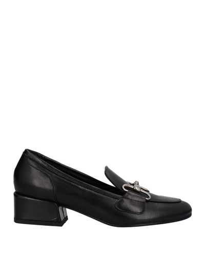 Paolo Mattei Loafers In Black