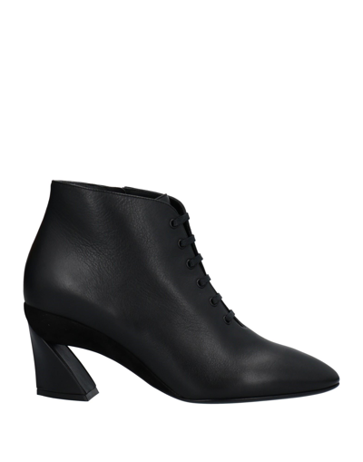 Ferragamo Ankle Boots In Black