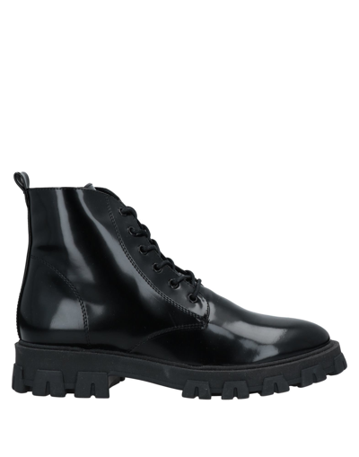 Ottod'ame Ankle Boots In Black