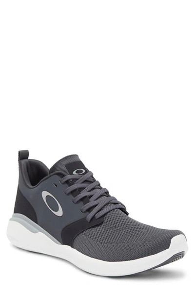 Oakley Hammerhead Active Sneaker In Shadow