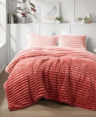 510 DESIGN AVRIL FLUFFY RIBBED PLUSH 3-PC. COMFORTER SET, KING/CALIFORNIA KING