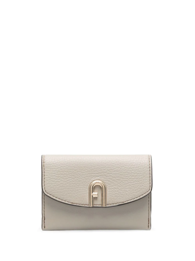 Furla Logo标牌粒面纹理皮质钱包 In Grey