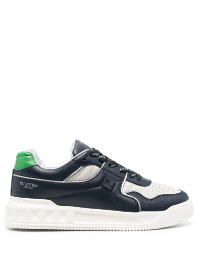 Valentino Garavani One Stud Leather Low Sneakers In Blue